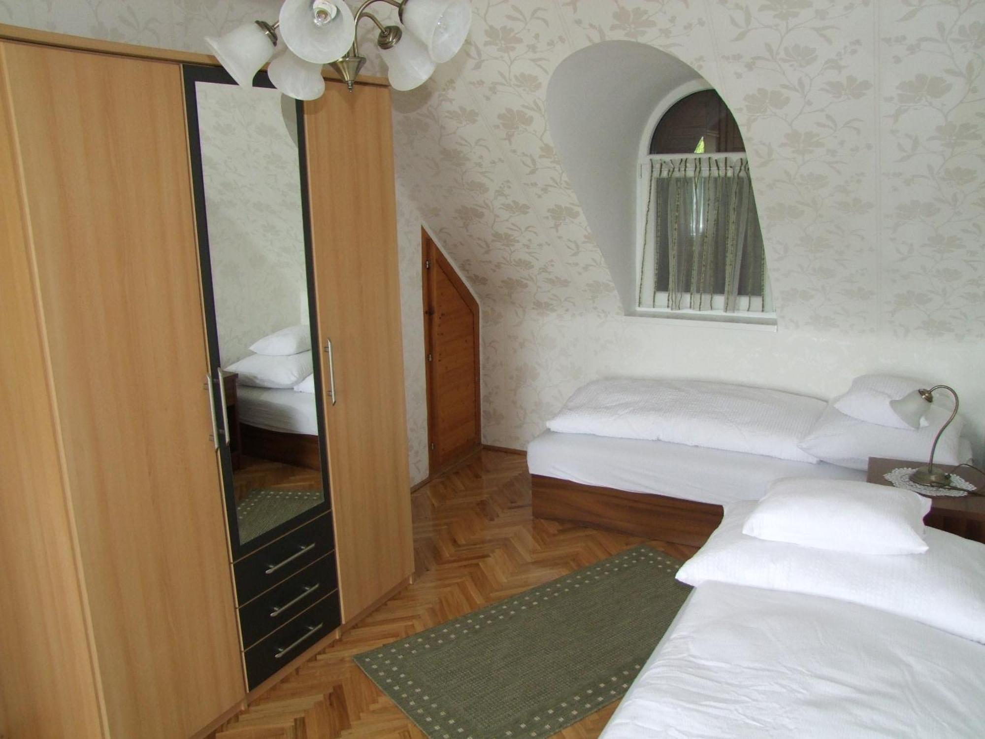 Rajna Vendeghaz Villa Bogacs Room photo